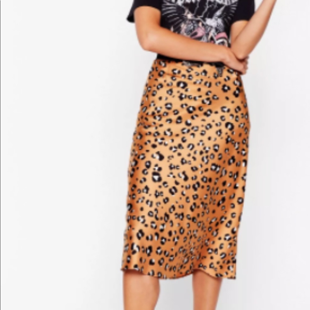 Cheetah Print MIDI Skirt - Size UK 10 / US medium